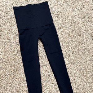 Motherhood Maternity Black Bounceback S/M